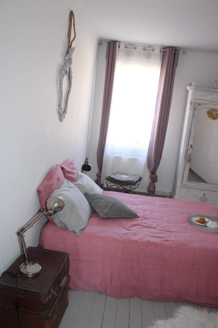 Chambre D'Hotes Les Magnolias Pontpierre Exteriör bild